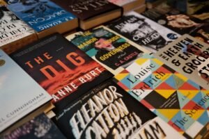 Read more about the article Aesthetic Book Cover Design: How to Create a Beautiful Book Cover That Attracts Readers