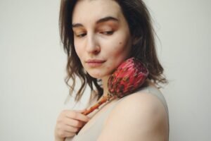 Read more about the article Hormonal Acne Healing Through Holistic Healing: How a Holistic Lifestyle Can Help You Clear Acne From Within